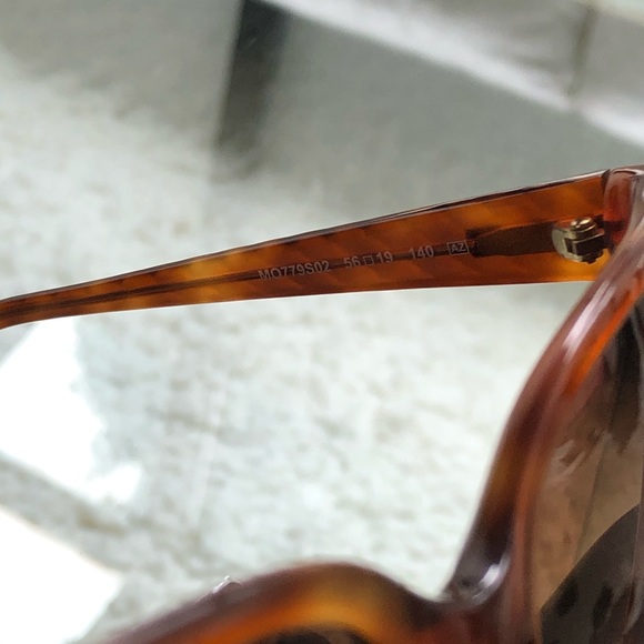 New Moschino MO779S02 Brown Quilted Sunglasses - Picture 6 of 6